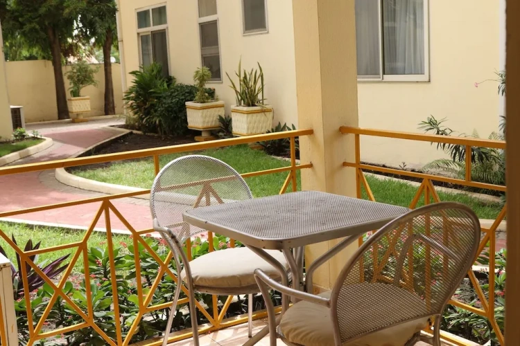 3 Bedrooms Suite