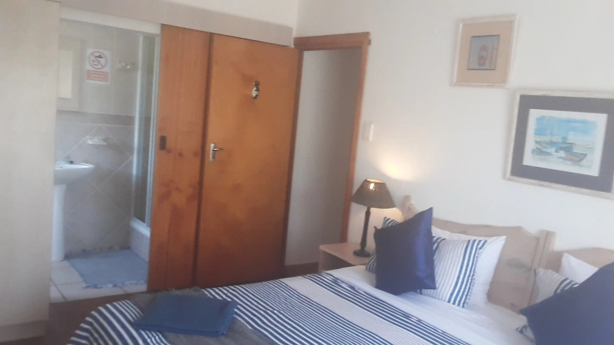 Aquarius Bed And Breakfast