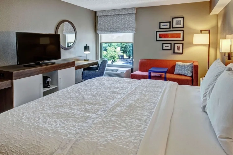 Standard Double room with view