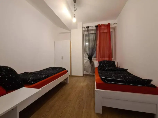 Charming Red Light City Centar apartment