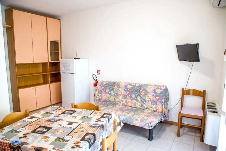 Ground-floor Haven Just 350mt From the Beach