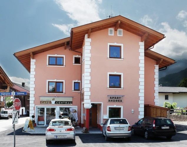 2 Bedrooms Premium Apartment with balcony