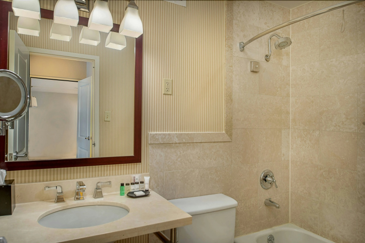 Sheraton Westport Chalet photo 11