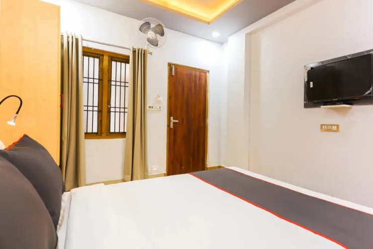 Marhaba Rooms by OYO Rooms