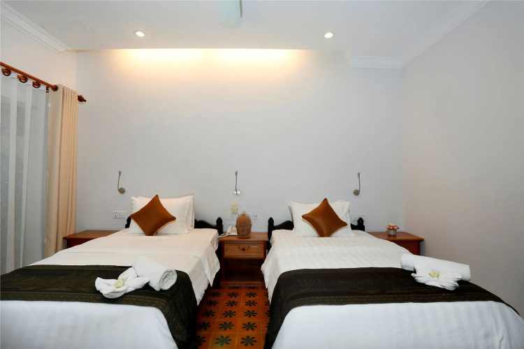 Forest King Hotel