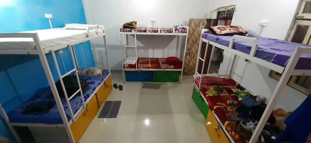 Zigzag Hostel Agra