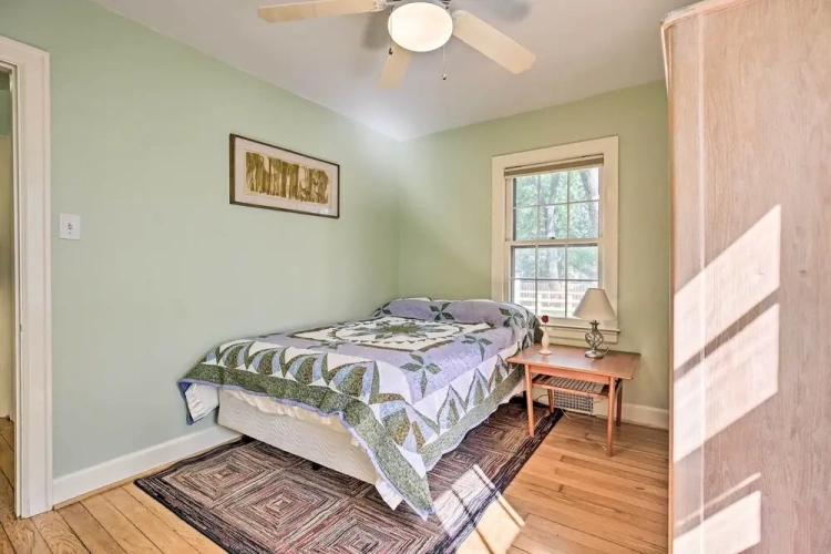 3 Bedrooms Cottage