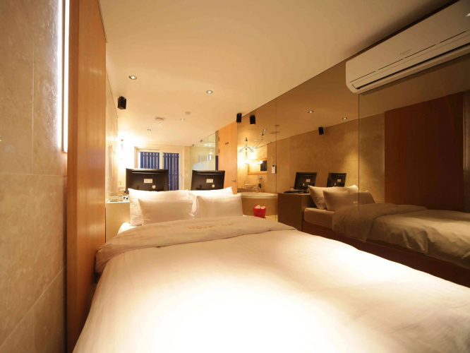 Hotel Pop Jongno