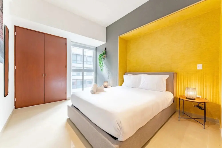 Anahuac Apartments by VH