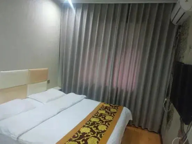 Zhuoyi Hotel