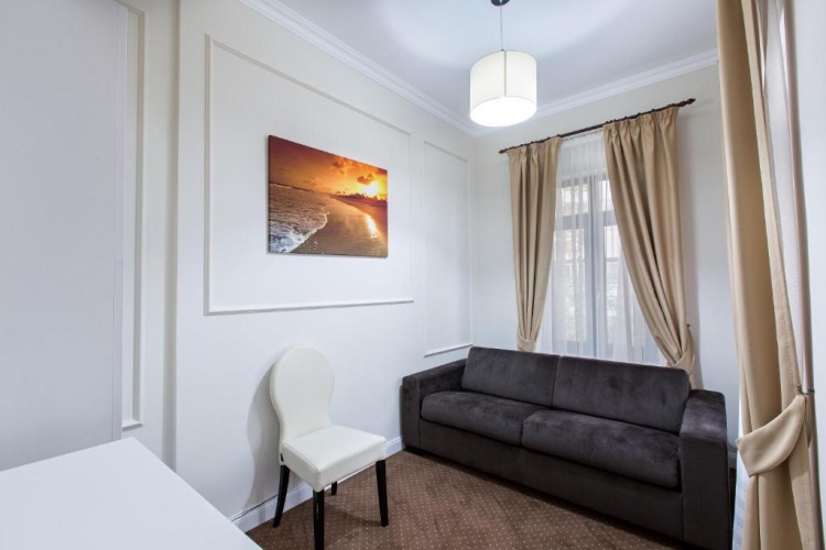 Deluxe Family room