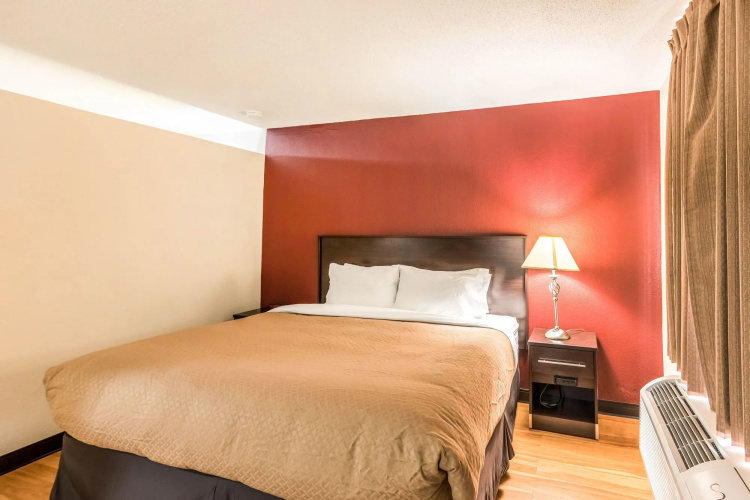 Colby Inn and Suites