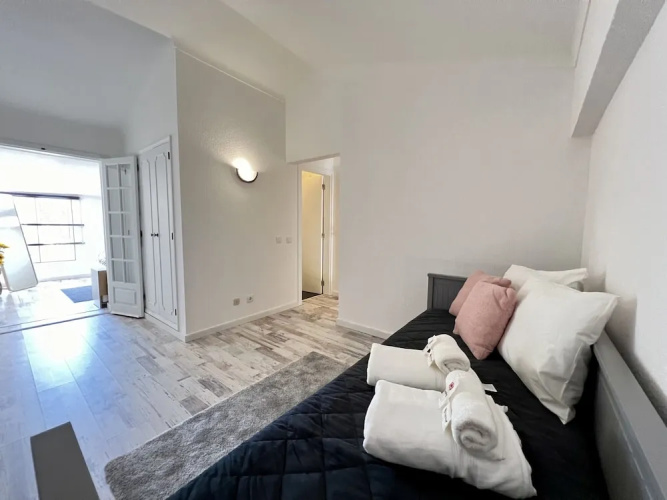 Albufeira Stylish 3 by Homing