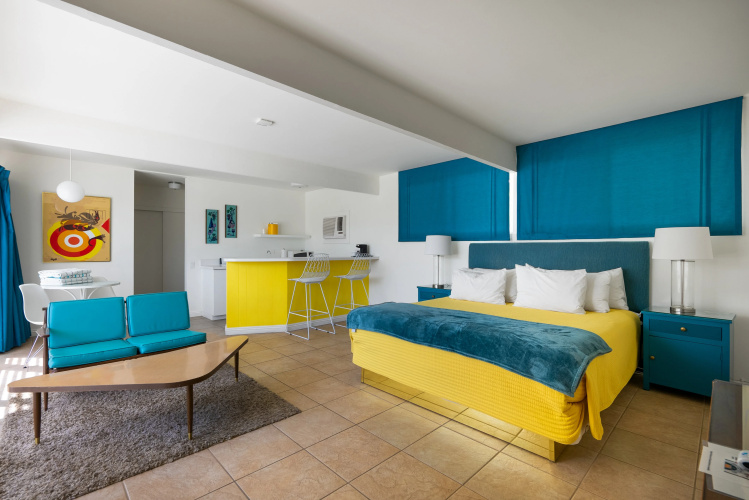 Monkey Tree Hotel 11