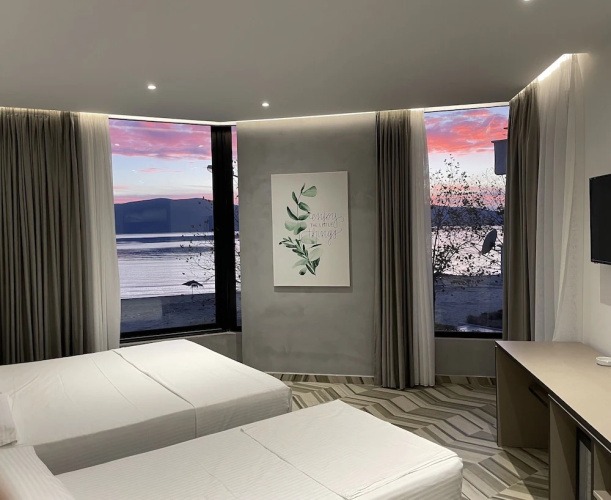 Sea & Sand Hotel