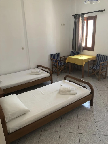 Tarelis Apartments & Studios