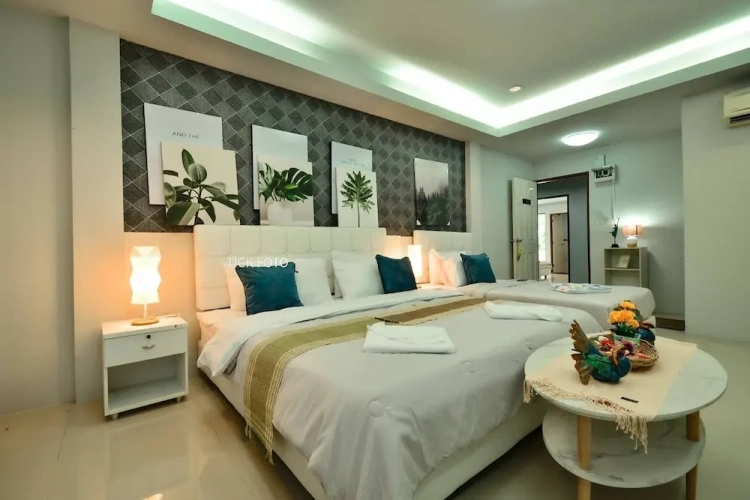 Deluxe Triple room