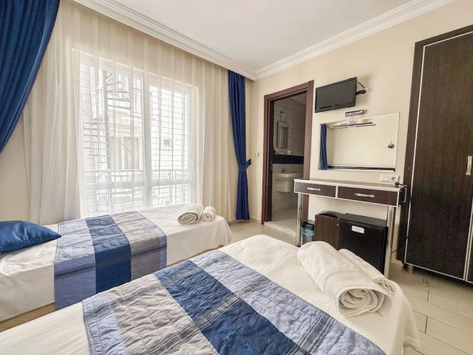 Economy Twin room with balcony