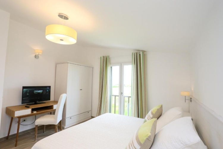 Standard Double Suite