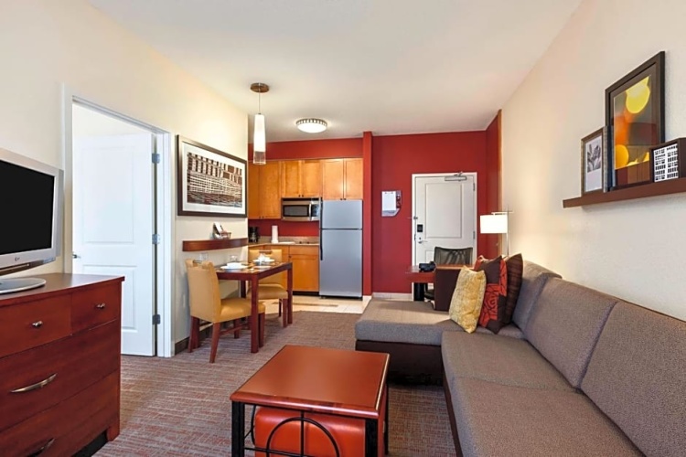1 Bedroom Double Suite
