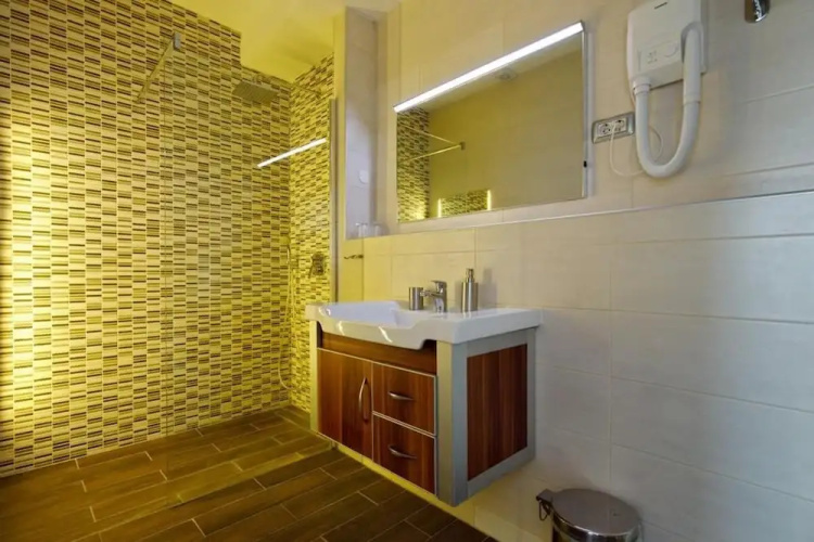 Nice Beach Apartments for 3 Adults