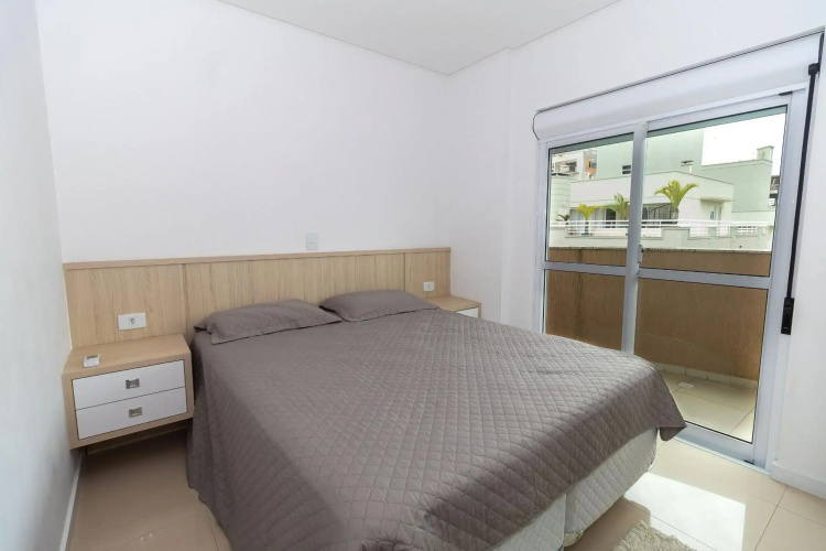 254 - Excelente 3 quartos com vista mar em Bombas
