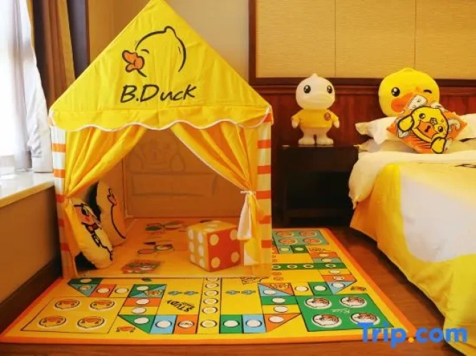 Quadruple Family Duplex Suite