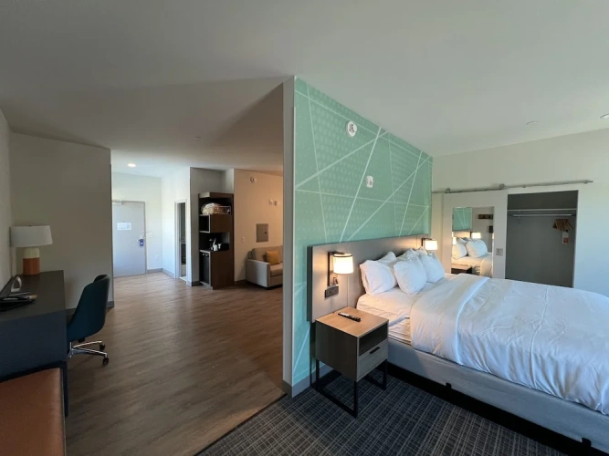 Double Suite