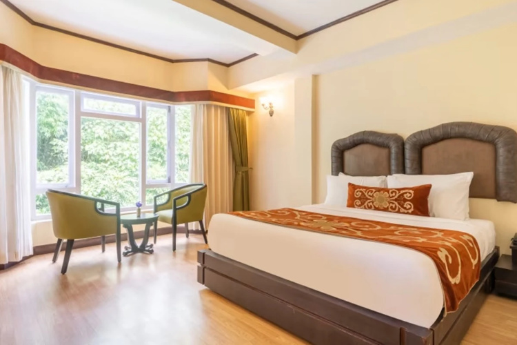 Summit Lillium Hotel & Spa