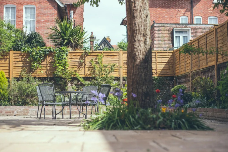 4号精品酒店外景图