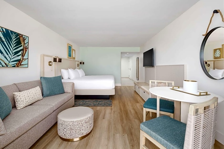 Standard room with balcony