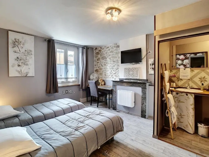 Guest rooms