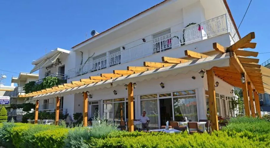 Polizotou Rooms
