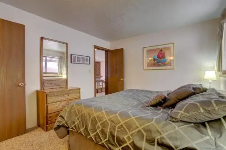 Buffalo Ridge Apartment #104-A