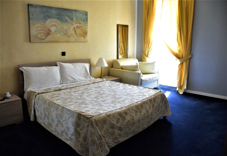 Grand Hotel & Des AnglaisOver view