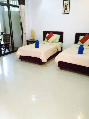 Standard Twin room with balcony