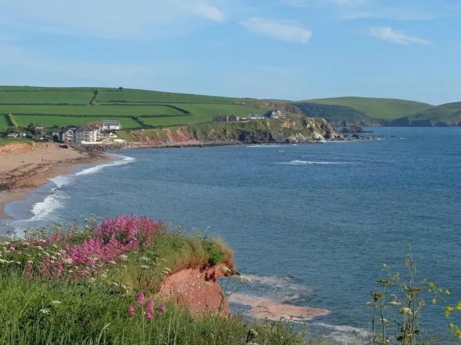 12 Thurlestone Rock