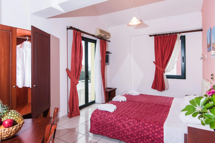 Ariadni Palace Apartments