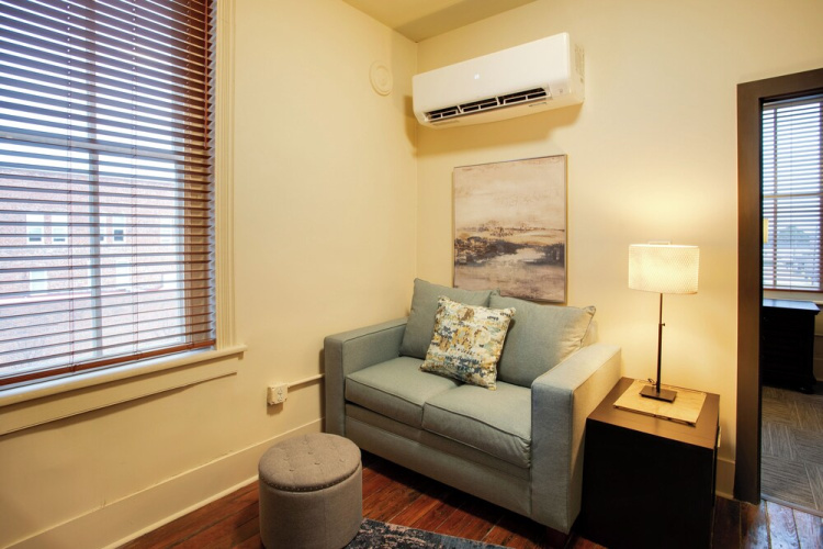 I-95 & I-20 Stopover: Walkable Florence Condo
