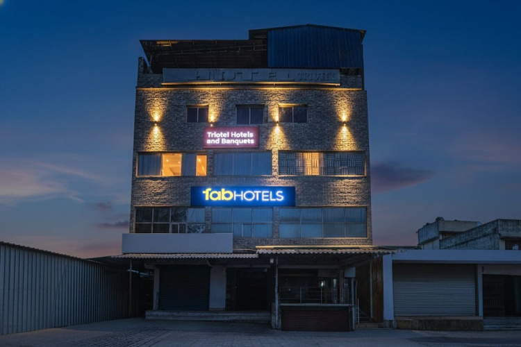 Fabhotel Triotel Inn - Dhanbad