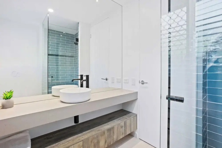 Albatross Beachfront 3 Bedroom Apartment
