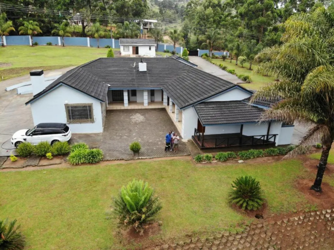 Boikhutsong House