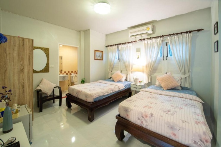Superior Twin room