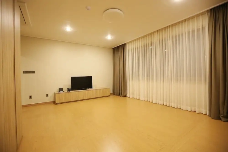 Deluxe room with mountain view