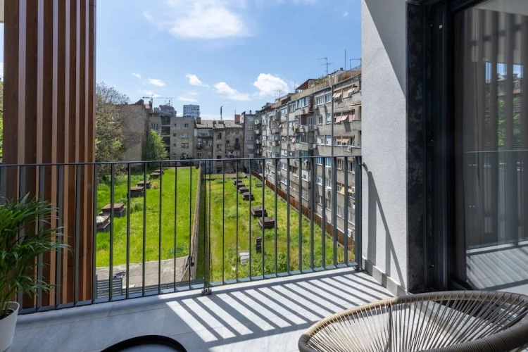Deluxe Apartment