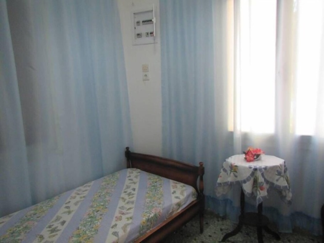 2 Bedrooms Family Cottage with city view