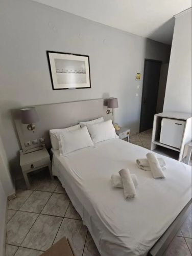 Karis Hotel