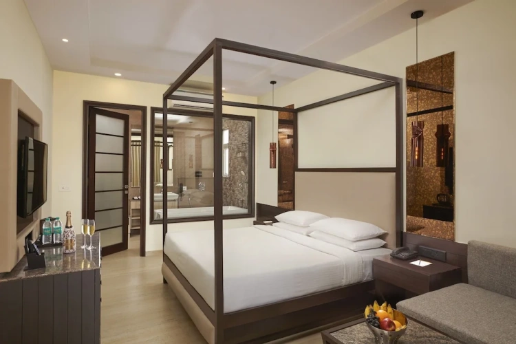 Deluxe room with balcony