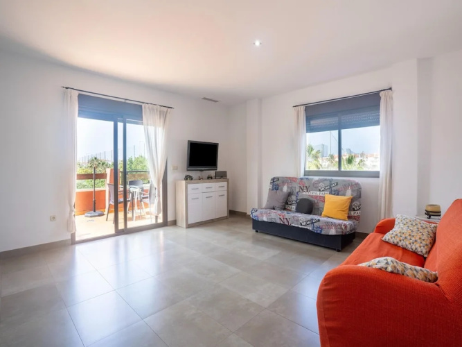 Spacious Apartment With 2 Terraces