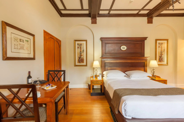 Courtyard Hotel Arcadia